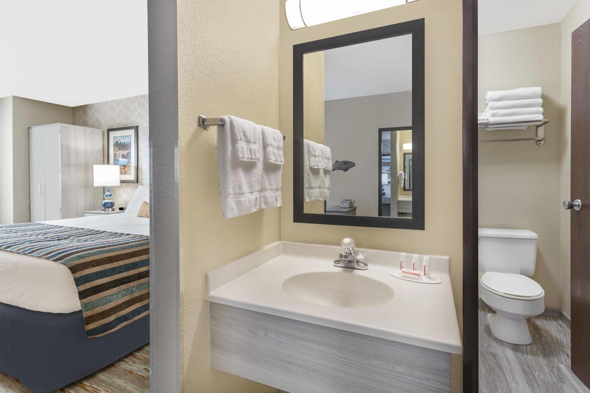Silverstone Inn & Suites Spokane Valley Luaran gambar